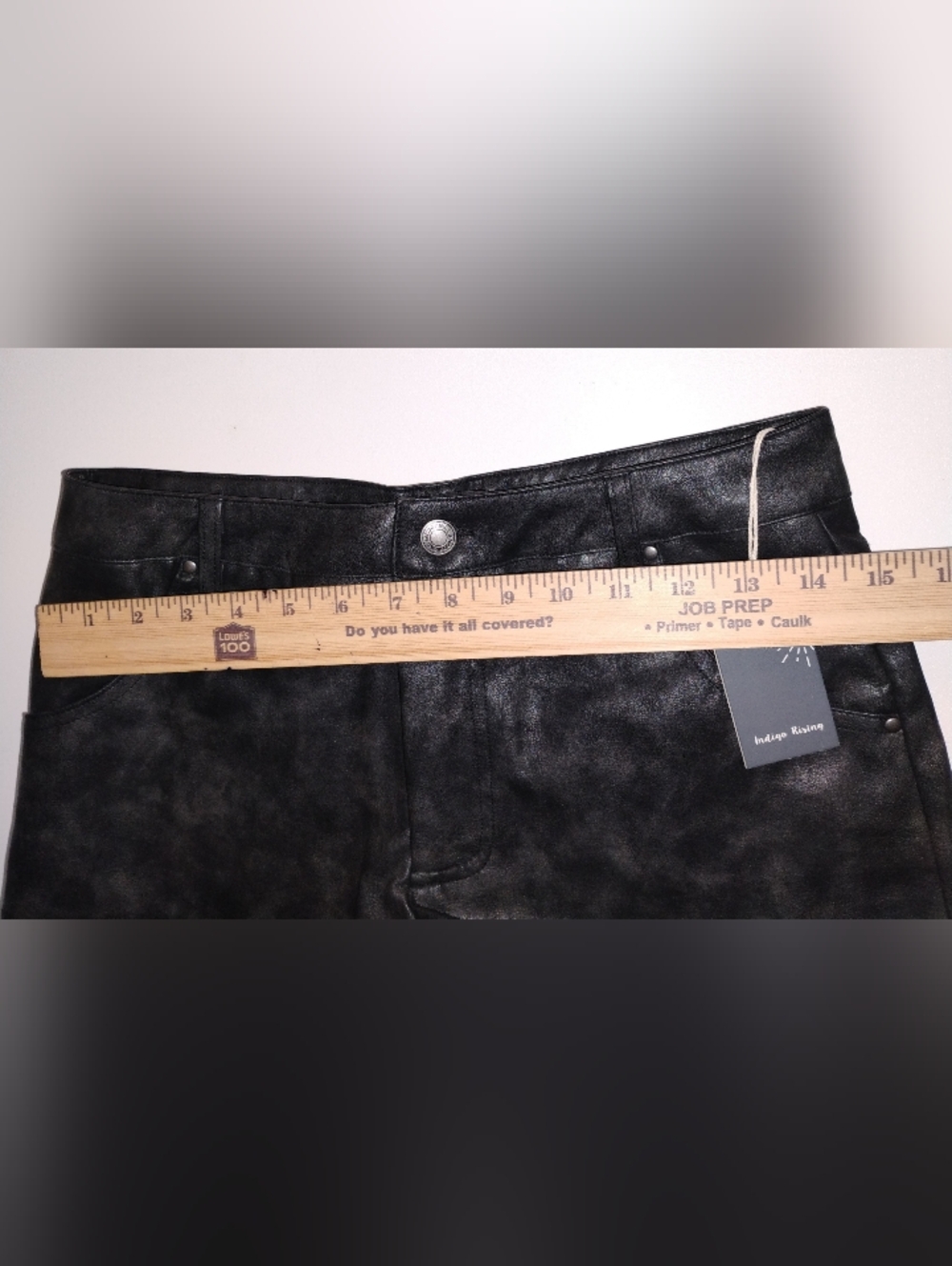 Indigo Rising Women’s Black Faux-Leather Shorts 5/27 - Picture 2 of 4